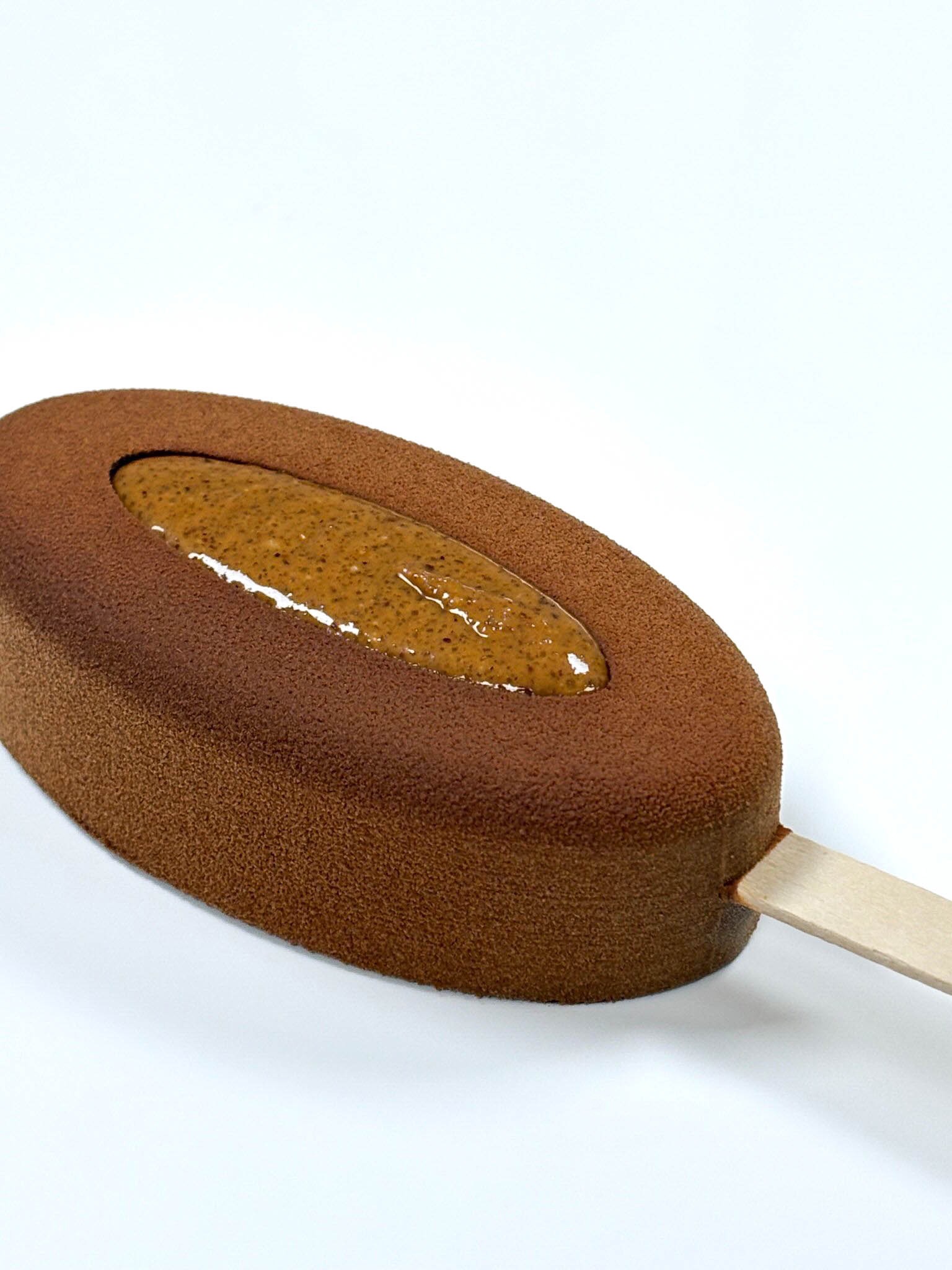 Speculoos, orange and caramel ice cream bar