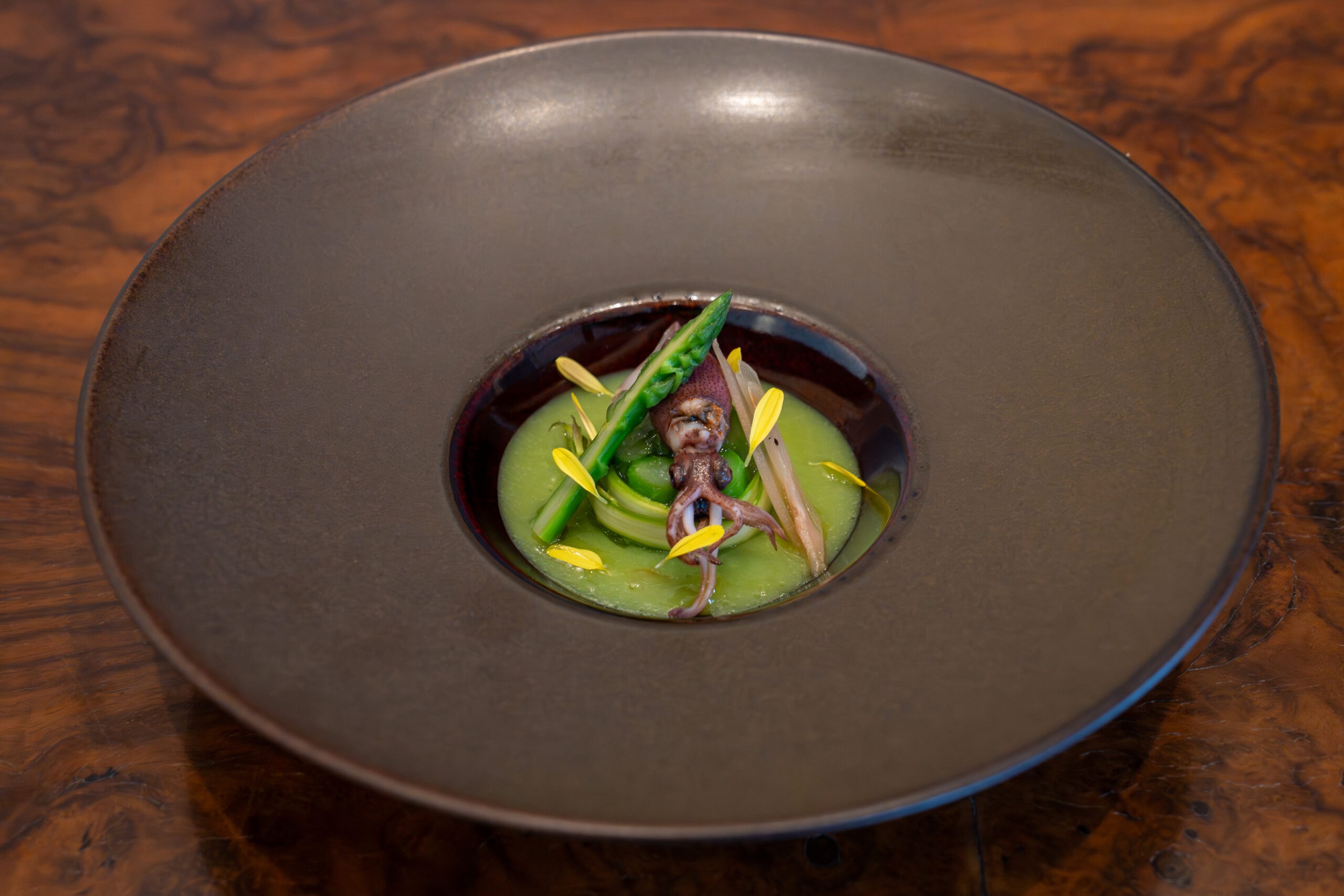 Tofu d’asperge aux Sobacha, petit calmar Hotaru Ika